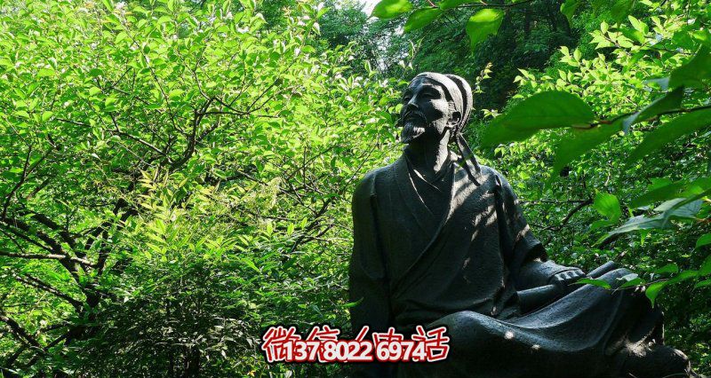 古代名人李白青銅雕塑，讓花園廣場(chǎng)坐擁舊韻