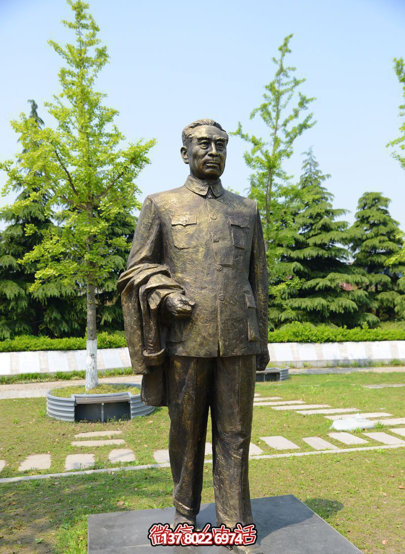 紀(jì)念周恩來(lái)偉人雕塑，緬懷歷史，見證輝煌