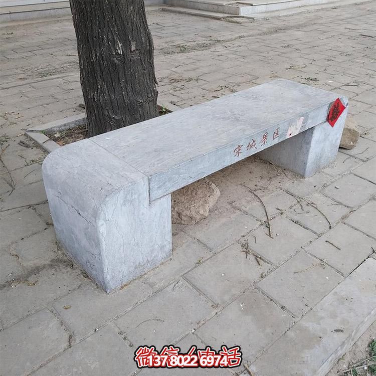 青石雕刻石凳，讓你盡情休閑