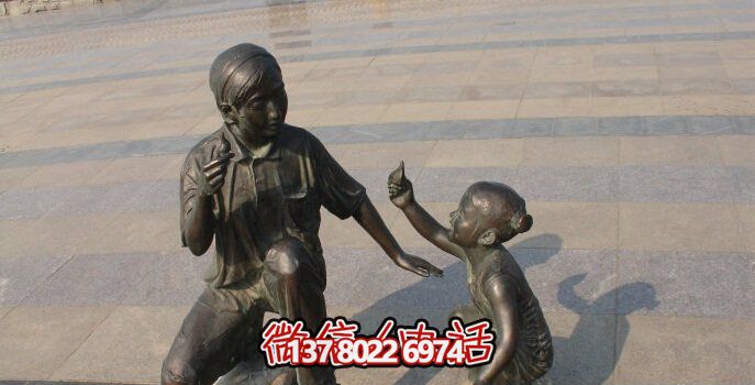 母女銅雕一次游覽公園、參與游戲、體驗雕塑的絕佳體驗
