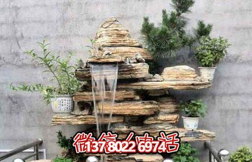 精致小型庭院，石假山流水雕塑擺放
