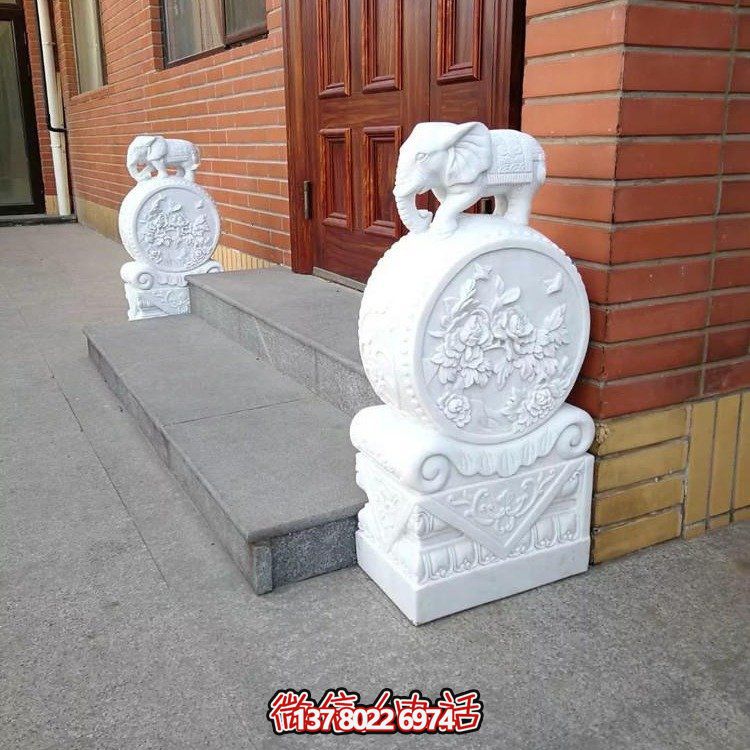 浪漫經(jīng)典，精致雕刻吉祥小象抱鼓石