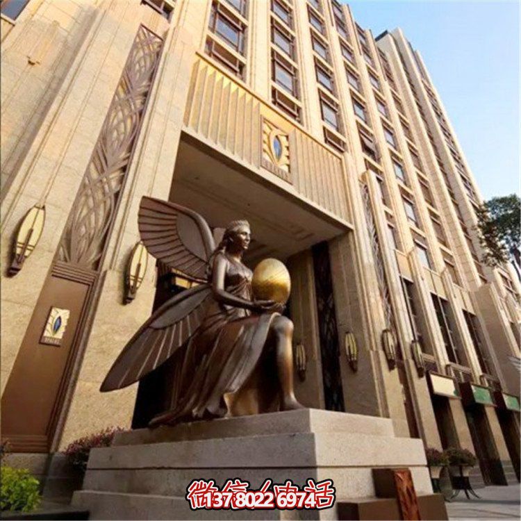 玻璃鋼仿銅西方女人物雕塑，為小區(qū)、寫字樓門前添彩