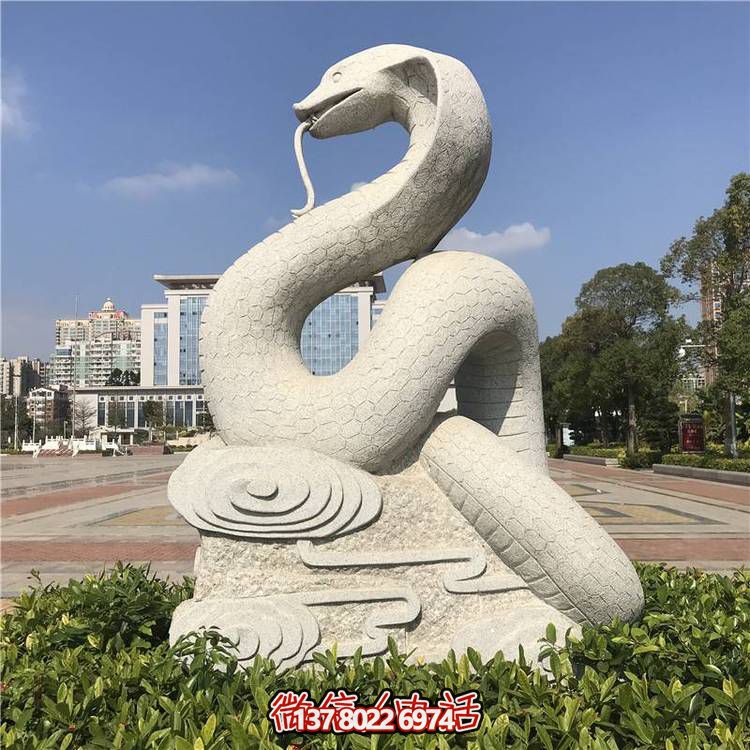 傳統(tǒng)風(fēng)格大理石蛇雕塑，擺放于廣場，給您帶來完美視覺享受