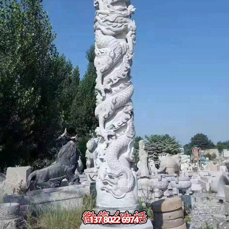 仿古石雕龍柱雕塑，為廣場(chǎng)增添古典魅力