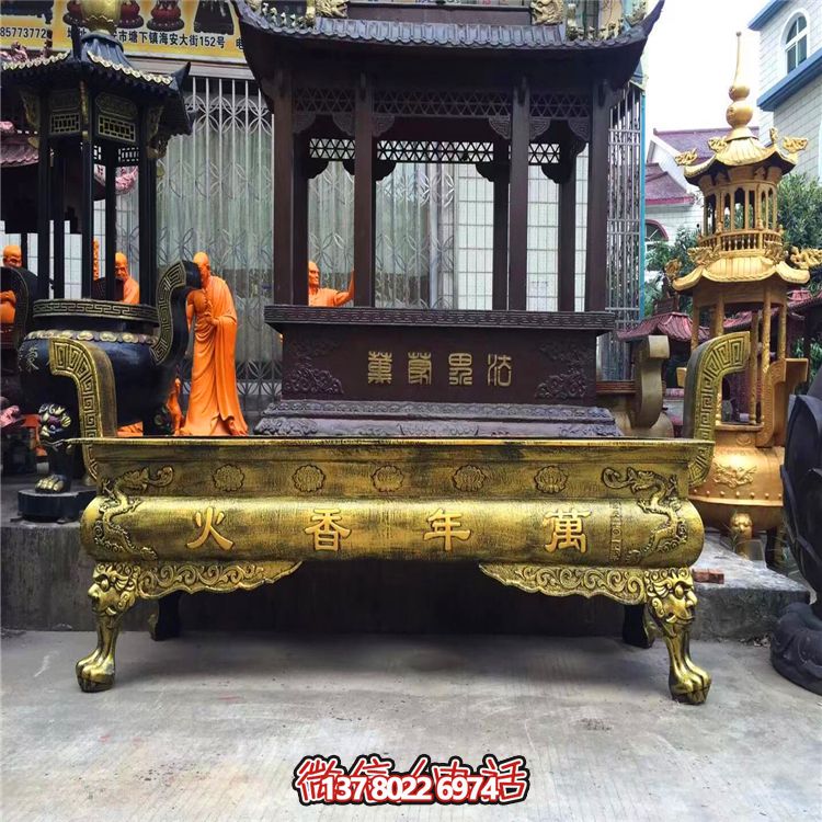 大型純銅鎏金香爐雕塑，為景觀寺廟增添靈性美感