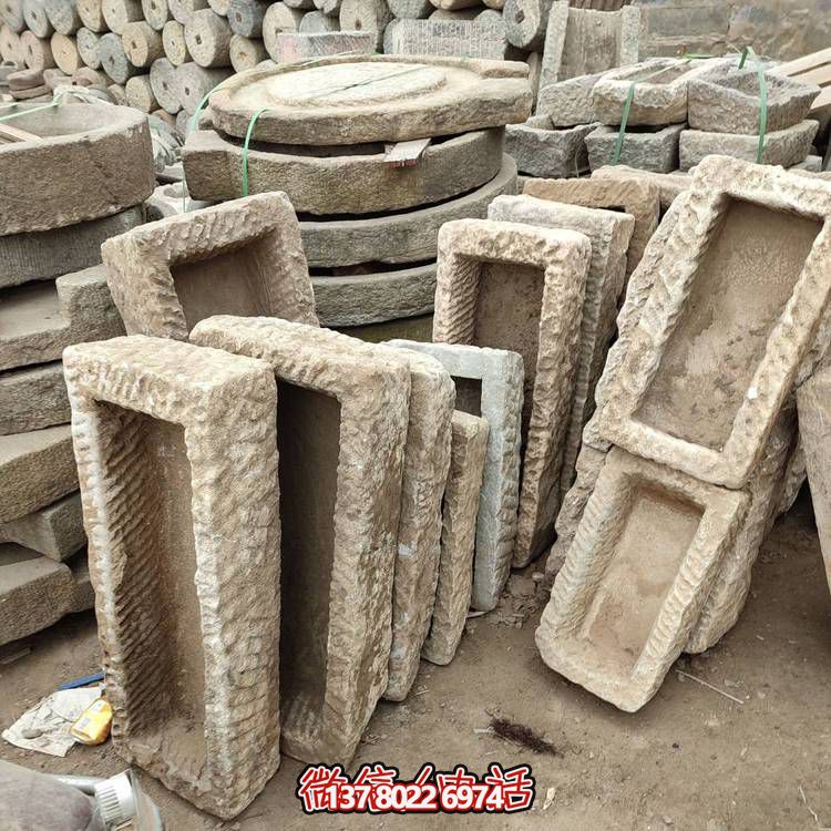 經(jīng)典石雕老石槽，點(diǎn)綴青石園林景觀