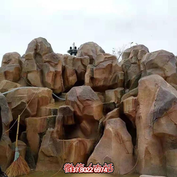 精致假山水泥裝飾游樂(lè)園，為小區(qū)提供無(wú)盡樂(lè)趣