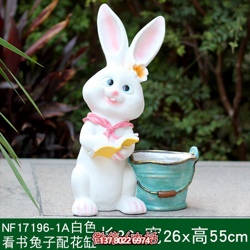 玻璃鋼兔子雕塑，為公園增色