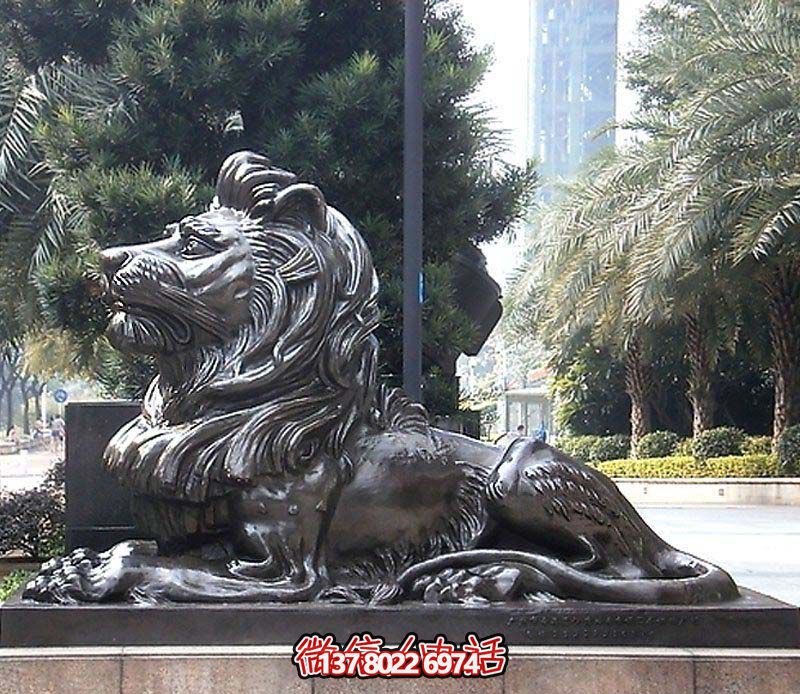 大型不銹鋼獅子雕塑，仿銅臥著雕塑