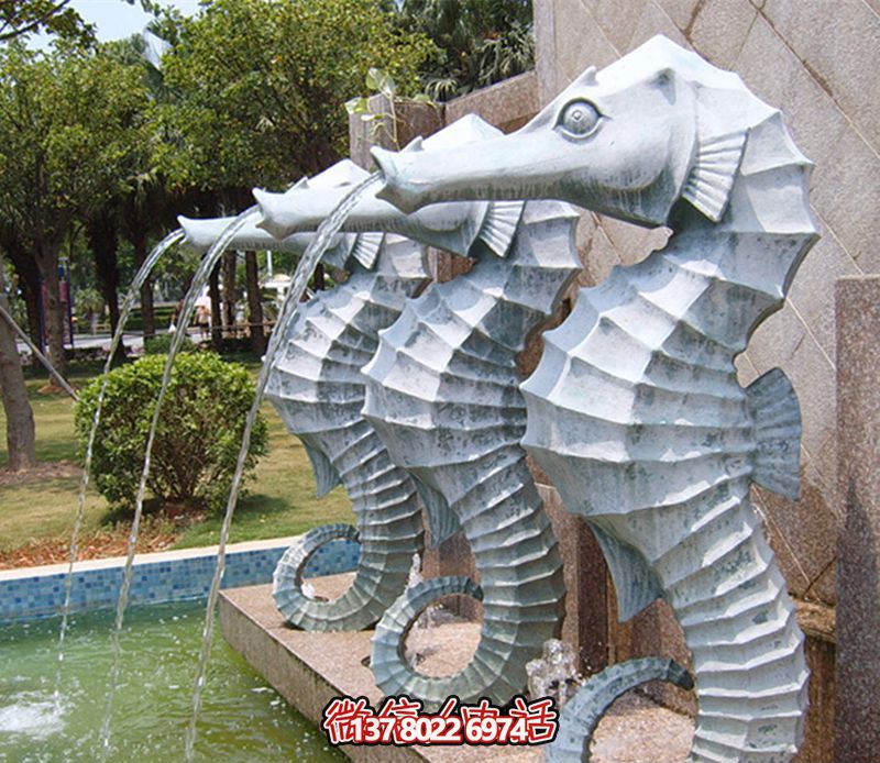 青石石雕海馬雕塑，在公園里擺放只噴水創(chuàng)意裝置