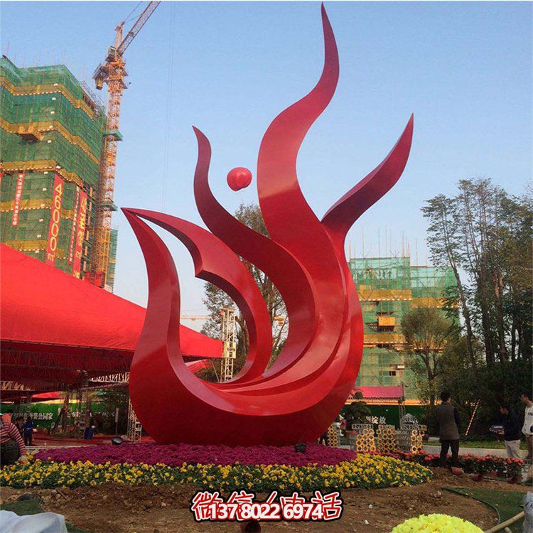 精美不銹鋼鳳凰雕塑，點綴精致小區(qū)、別墅環(huán)境
