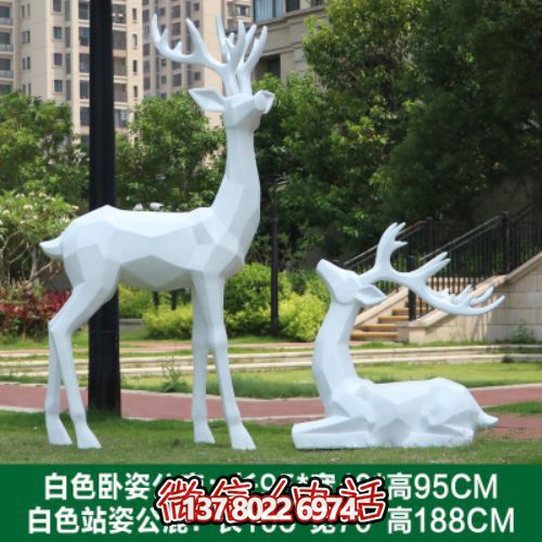 玻璃鋼雕塑裝置，點綴小區(qū)園林景觀