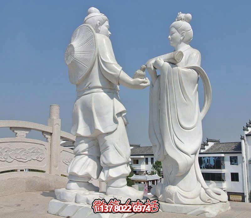 古代牛郎織女石雕，擺放于花園廣場(chǎng)，帶來漢白玉般的浪漫氣息
