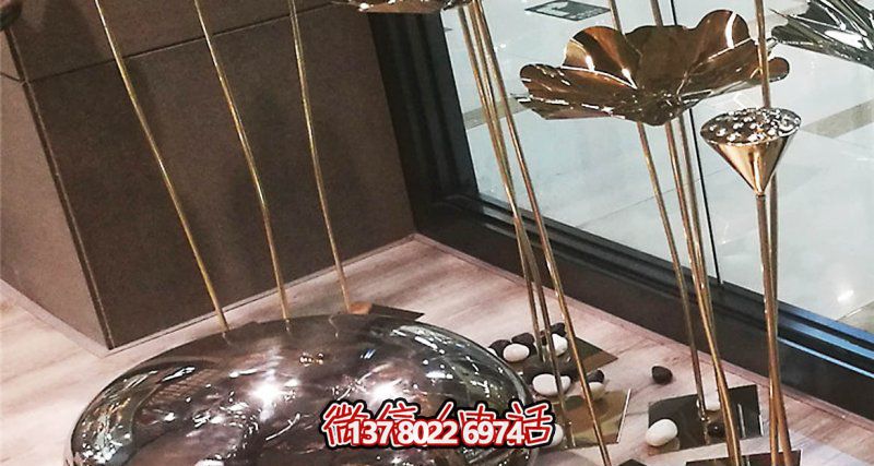 室內(nèi)裝飾蓮蓬雕塑，用不銹鋼鵝卵石點(diǎn)綴