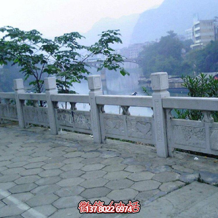 品質(zhì)精良的大理石欄桿、欄板及雕塑，締造美麗景觀