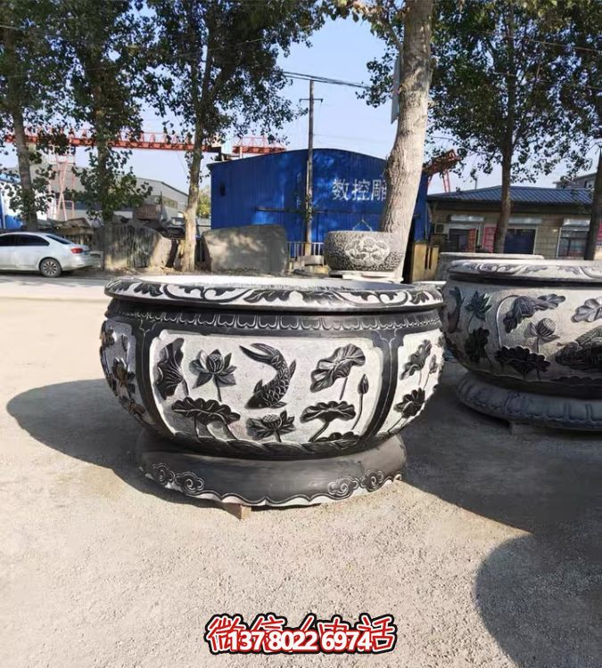古典仿古石雕魚缸，添點(diǎn)家園庭院荷花水景