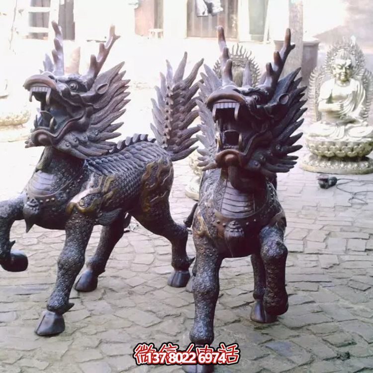 不銹鋼雕塑——精美的麒麟，奔跑、吼叫的象征