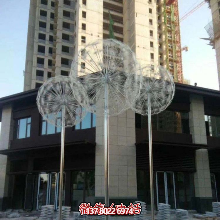 不銹鋼植物景觀雕塑，點(diǎn)綴商業(yè)酒店
