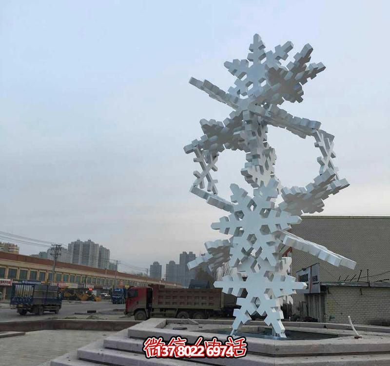 現(xiàn)代不銹鋼雕塑景觀樹，點亮城市花園