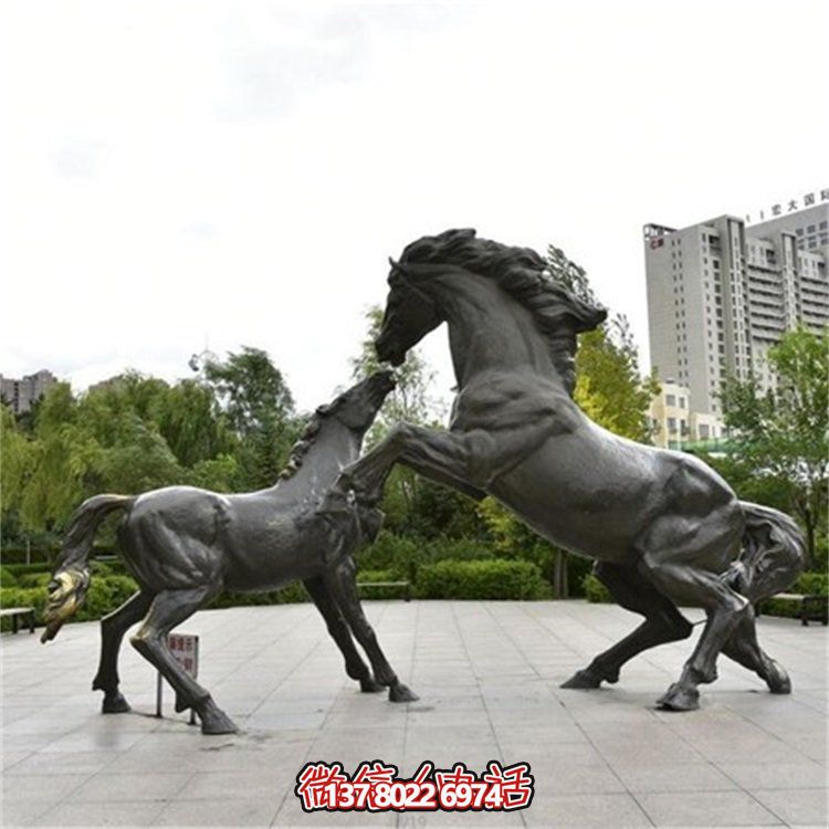 大型仿真動物駿馬不銹鋼雕塑，點綴城市廣場園林