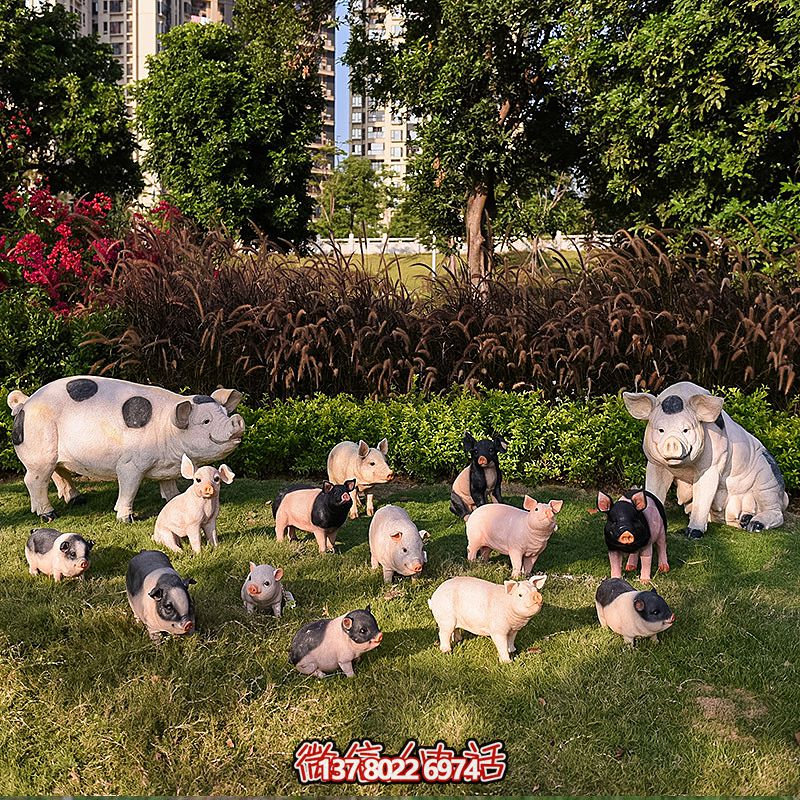 玻璃鋼豬雕塑，擺放一群，裝點(diǎn)動物園