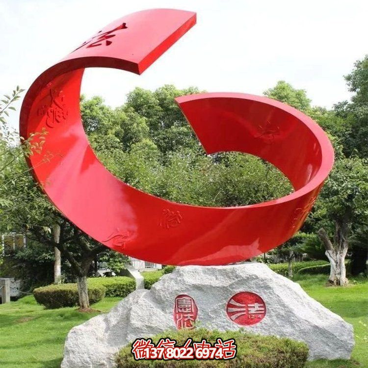 大型不銹鋼彩繪雕塑，點(diǎn)綴戶外園林景觀