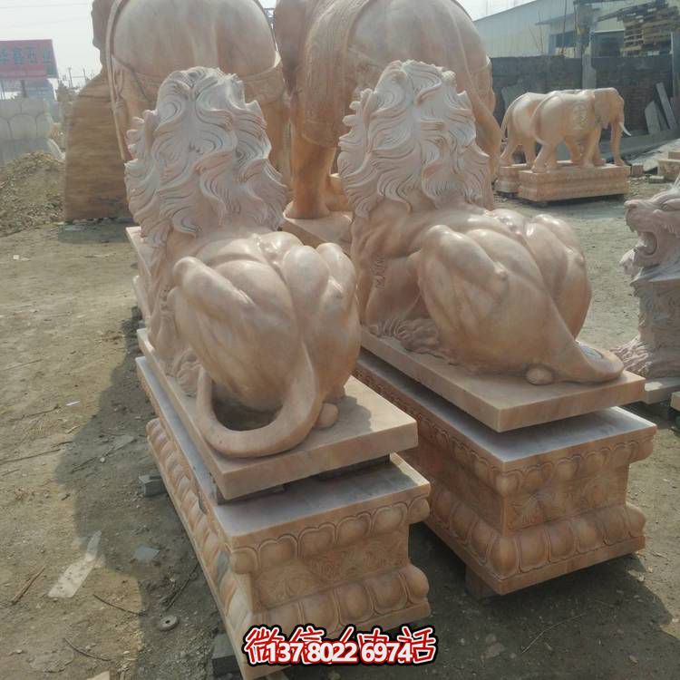 大型西方獅子雕塑，為酒店企業(yè)添彩