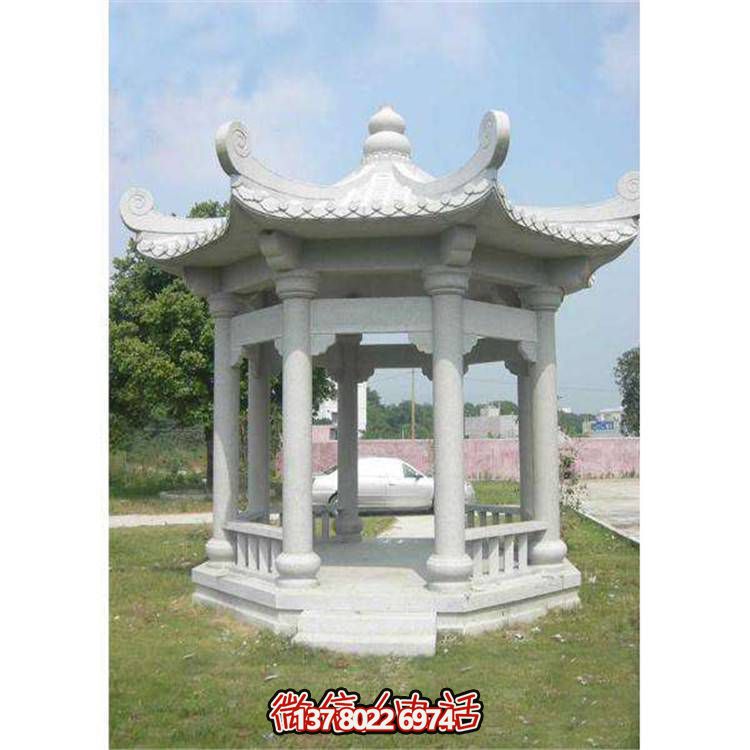 精美石雕涼亭，為公園添彩