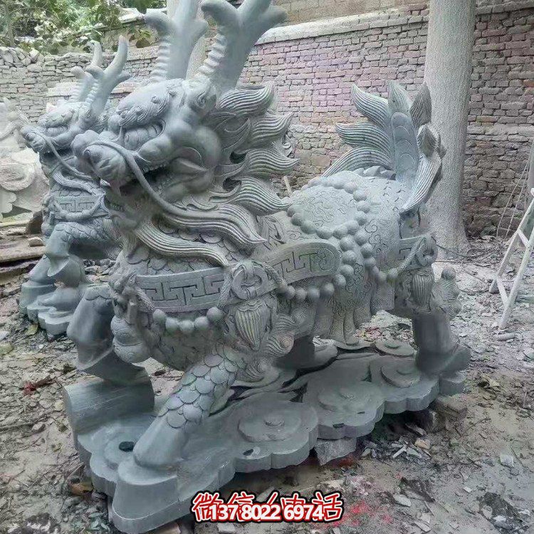 青石麒麟，吉祥神獸石雕